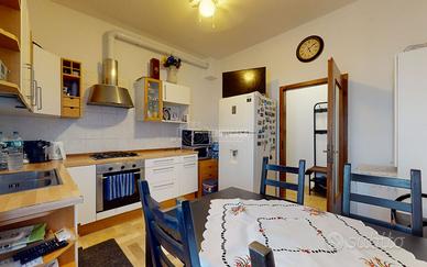 TRILOCALE RISTRUTTURATO CON CANTINA 1° PIANO