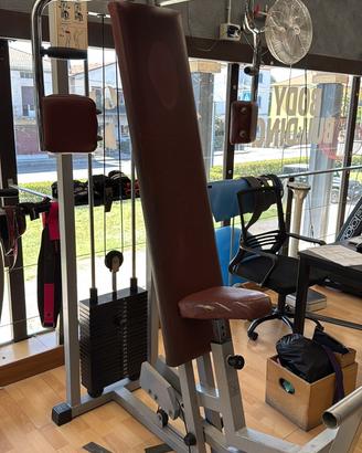 Pectoral technogym