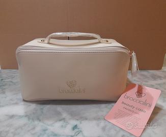 Beauty case Braccialini, in similpelle, con charme