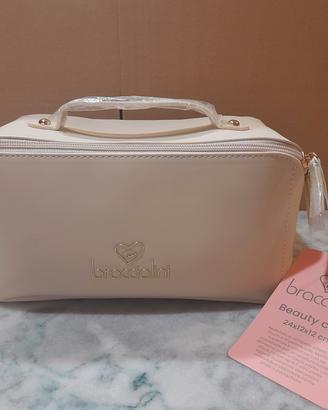 Beauty case Braccialini, in similpelle, con charme