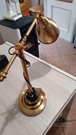 LAMPADA DA SCRIVANIA