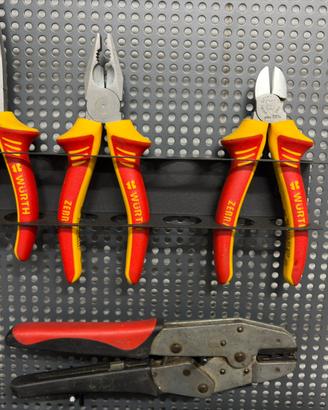 Set kit pinze isolate Wurth