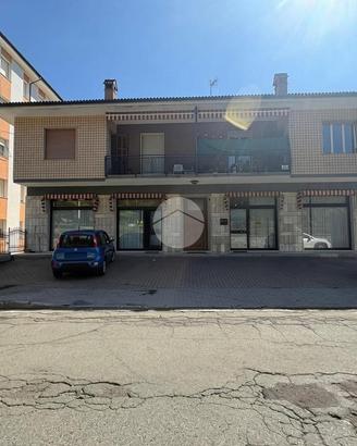 NEGOZIO A OVADA