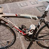 Bici da corsa in carbonio