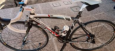 Bici da corsa in carbonio