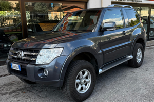 Mitsubishi pajero 3.2 di-d v80