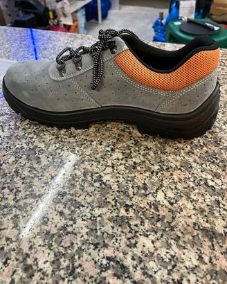 Scarpa Antinfortunistica