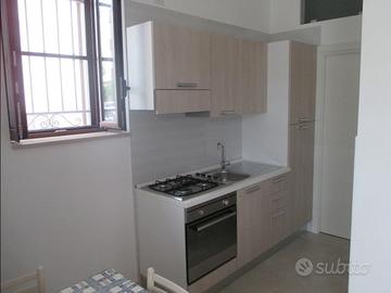 Fronte mare zona Terme aria condizionata 4 posti