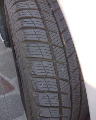 Pneumatici Invernali 185/65 R15  Kumho