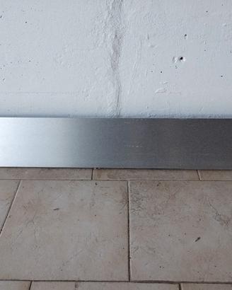 Zoccolino per cucina in PVC