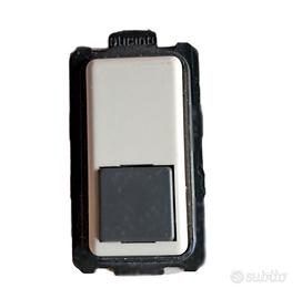 BTICINO MAGIC 5005D PULSANTE 48V 50mA per DIMMER