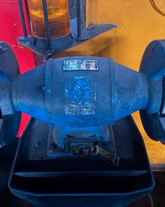 Mola da banco professionale ODDRICI trifase – 1 HP