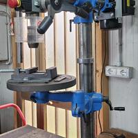 Trapano a colonna da banco radiale fervi