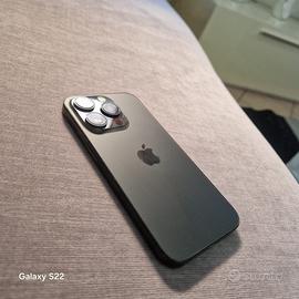 Iphone 15 pro legg descrizione