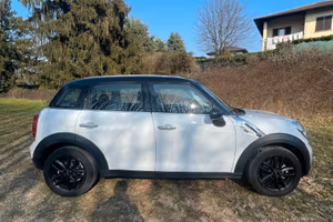 Mini countryman 1600 benzina neopatentati 122cv