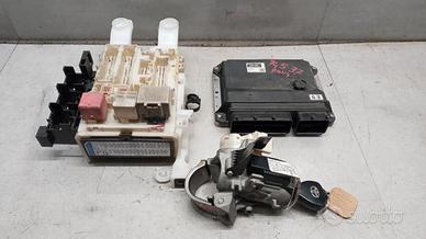 CENTRALINA MOTORE TOYOTA Rav 4 2006>2010 usato