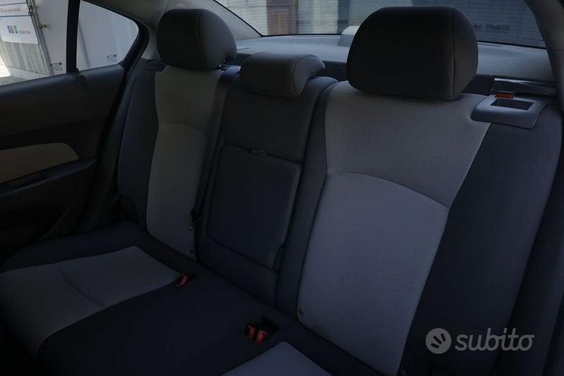 Chevrolet Cruze 2010 photo 3