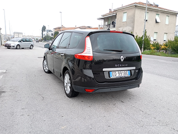 Renault Grand Scenic 7 posti anno 2012 cc 1.9