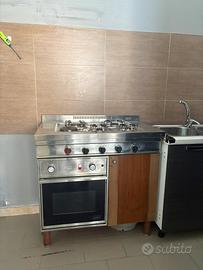 Cucina a gas con forno - 4 fuochi