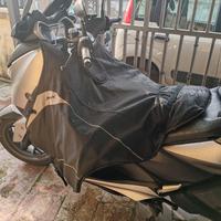 Coprigambe Yamaha Xmax 300