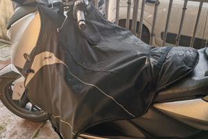 Coprigambe Yamaha Xmax 300