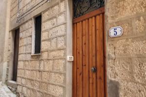 Casa indipendente a Petralia Soprana centralissima