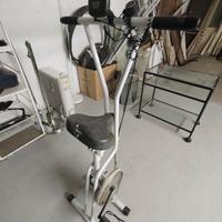 Cyclette pieghevole
