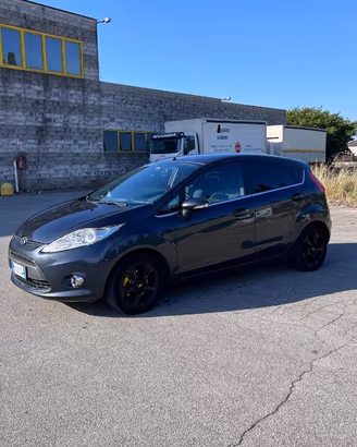 Ford fiesta 1.4 TDCi neopatentati PREZZO TRAT.