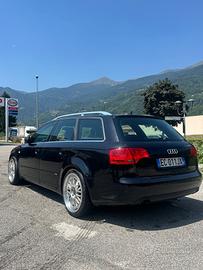 Audi A4 Avant S-LINE