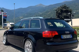 Audi A4 Avant S-LINE