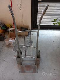 carrello porta oggetti
