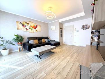 3 LOCALI A CARONNO PERTUSELLA