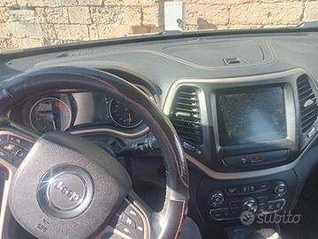 jeep Cherokee 
