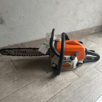 Motosega stihl 211 professionale