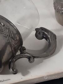 Piccoli bicchieri e altri articoli