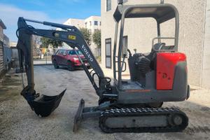 Miniescavatore usato VOLVO EC20 D