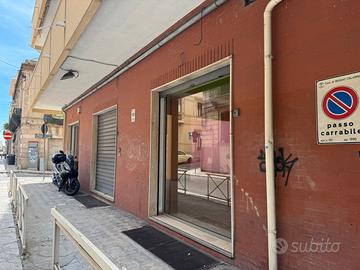 Via Del Torrione (angolo Via Giulia)