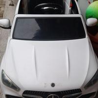 Auto elettrica per bambini