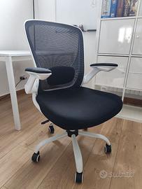 Sedia ufficio ergonomica con poggiatesta
