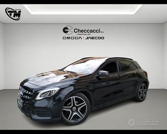 MERCEDES GLA (X156) GLA 200 d Automati...