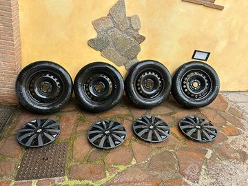 Ruote complete di gomme 175/65/14