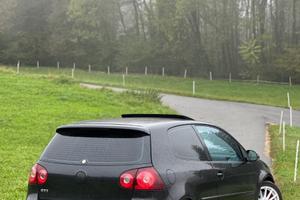 Volkswagen golf 5 gti