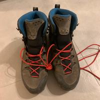 Scarponi MONTURA tre cime tg. 45