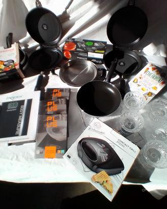 tutto per la cucina- vedi foto- parecchi articoli-