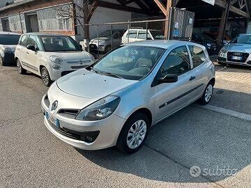 RENAULT Clio 2ª serie