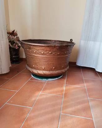 Callara', sottovaso in rame