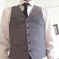 Gilet elegante grigio uomo 