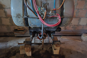 Botte con barra per diserbanti