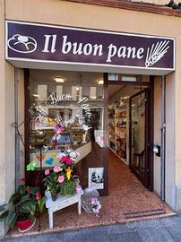 Attività / Licenza di 30 m² a Reggio Emilia