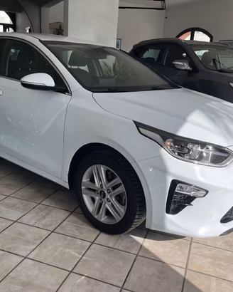 Kia Ceed Sportswagon 1.4 MPi GPL SW Business Class
